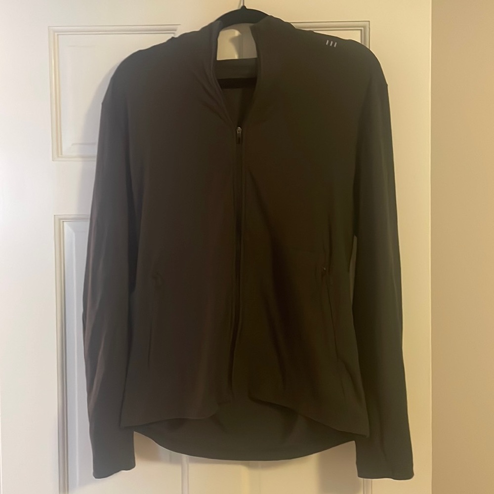 Lululemon mens zip up hoodie size medium great condition- charcoal grey